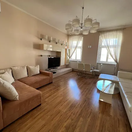 Apartment Dr. Becher Lux 60 M2